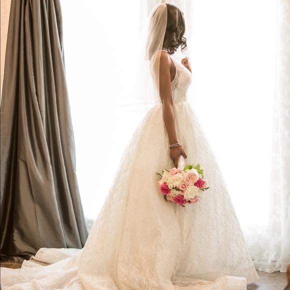 ✨Hi, I'm Alisha! ✨💛 - Picture 5 of 5